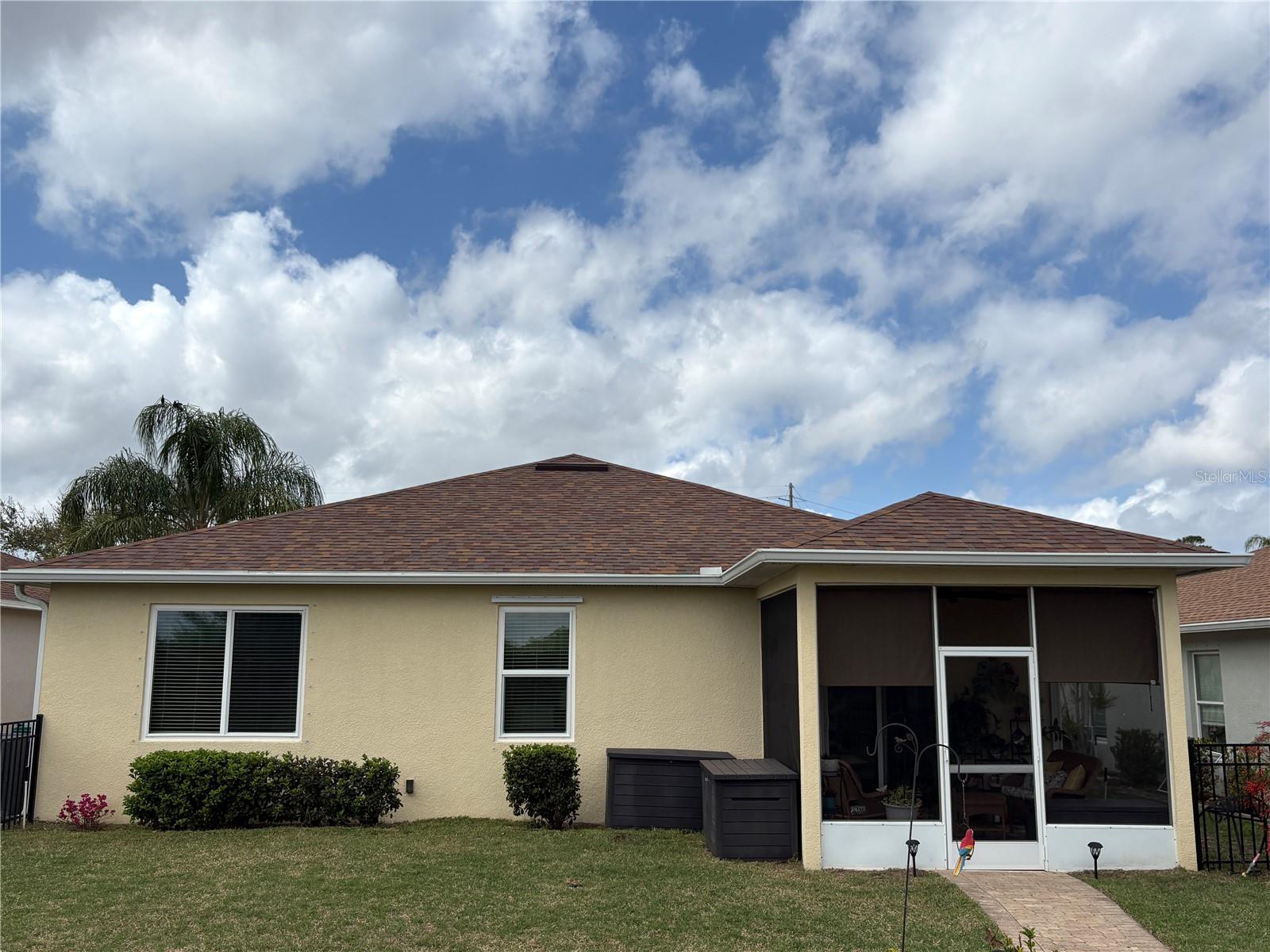 CREEKSIDE - Residential