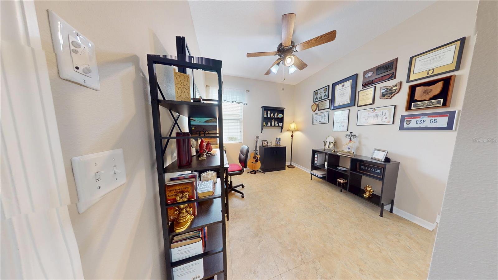 CREEKSIDE - Residential