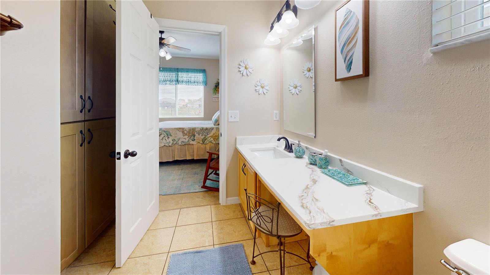 CREEKSIDE - Residential