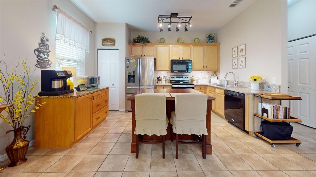 Photo of 9977 Bishop Creek Way, Punta Gorda, FL 33950 (MLS # C7523394)