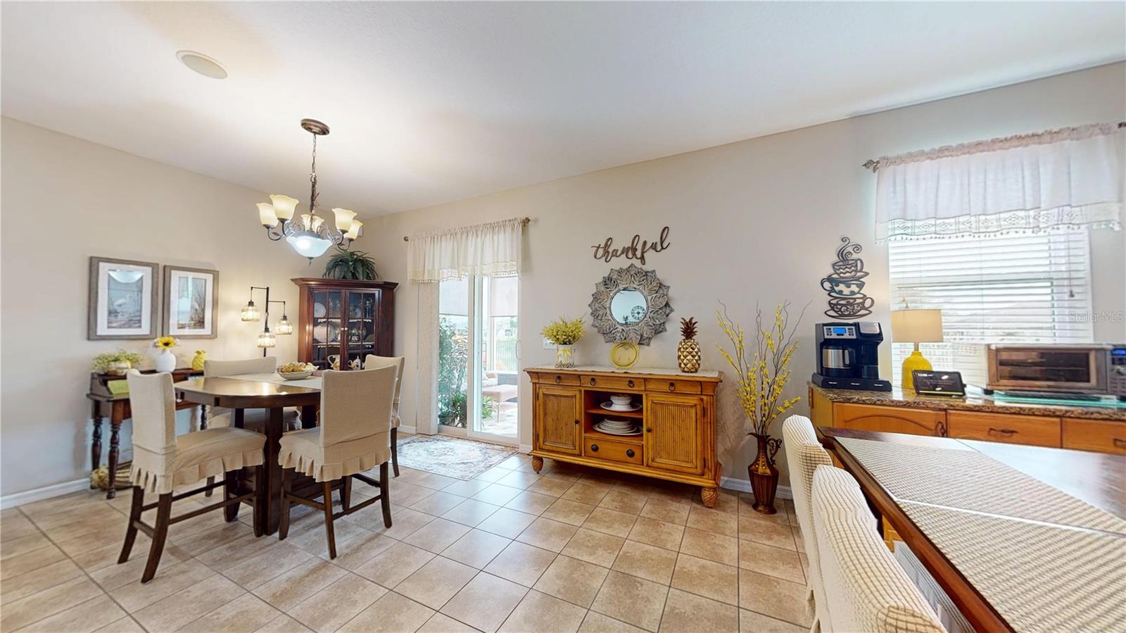 CREEKSIDE - Residential