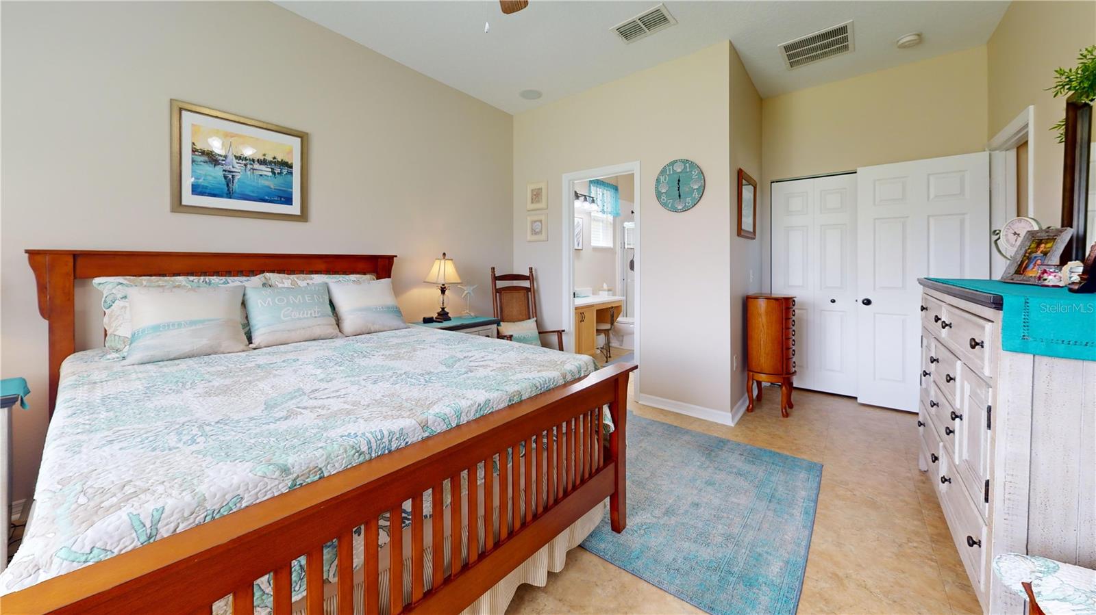 CREEKSIDE - Residential