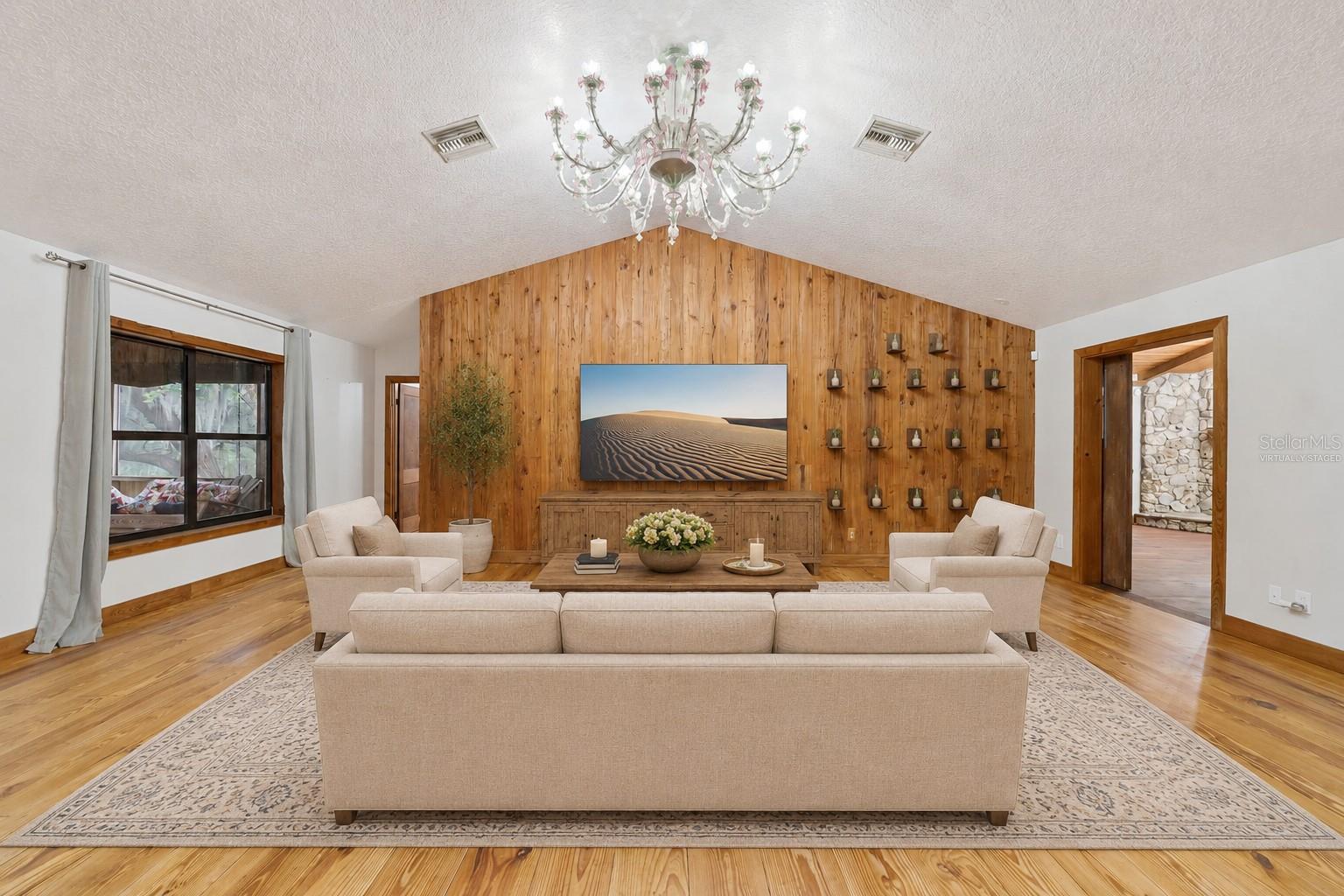 ACREAGE & UNREC - Residential