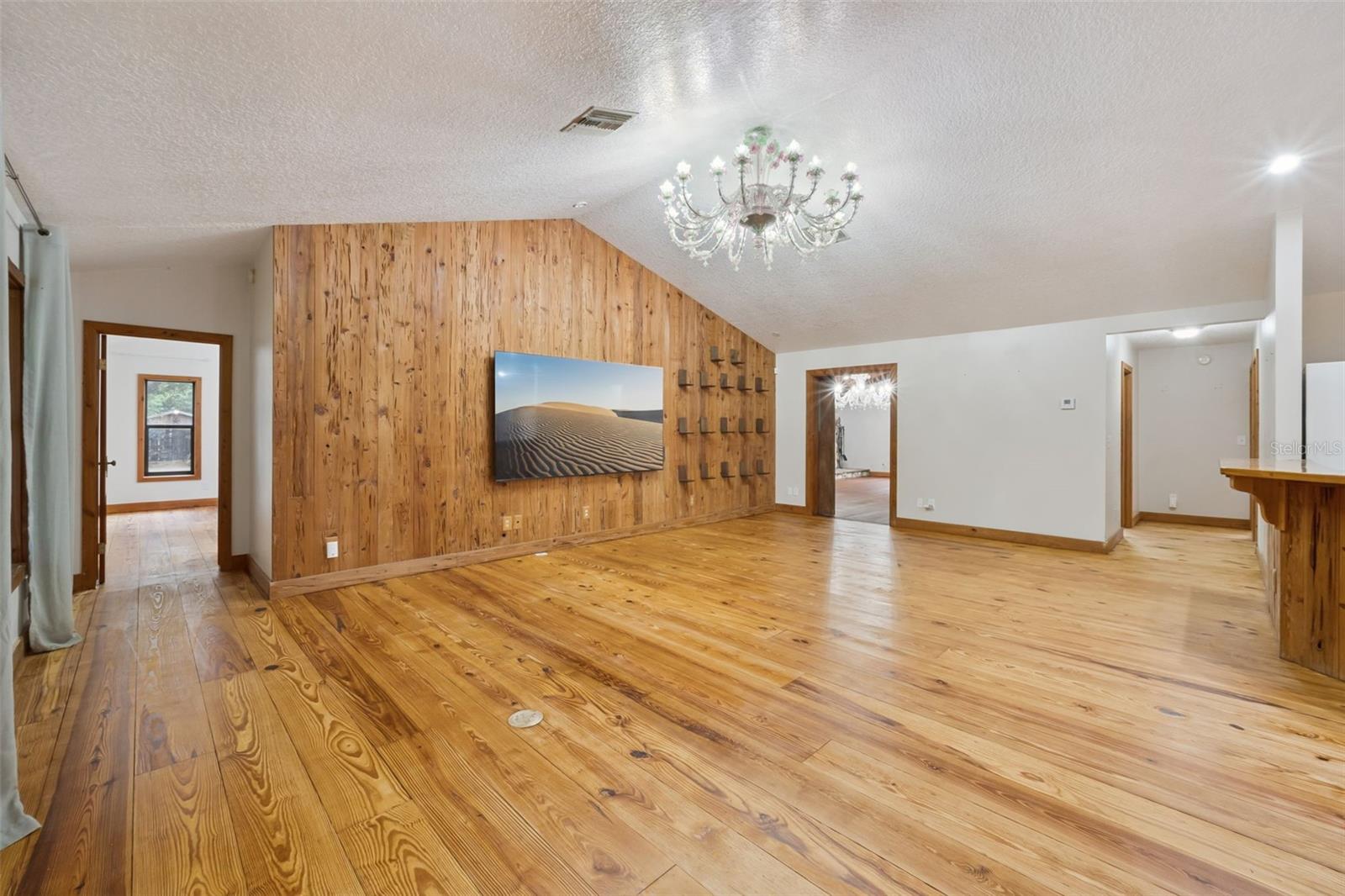 ACREAGE & UNREC - Residential