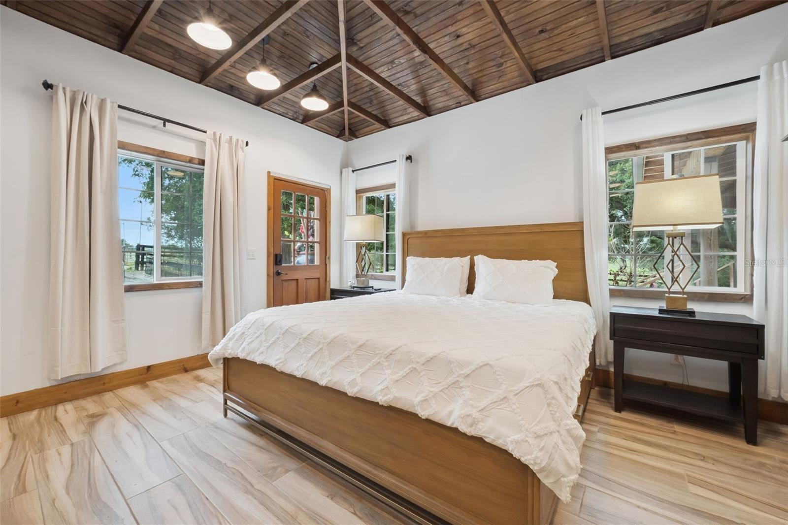 ACREAGE & UNREC - Residential