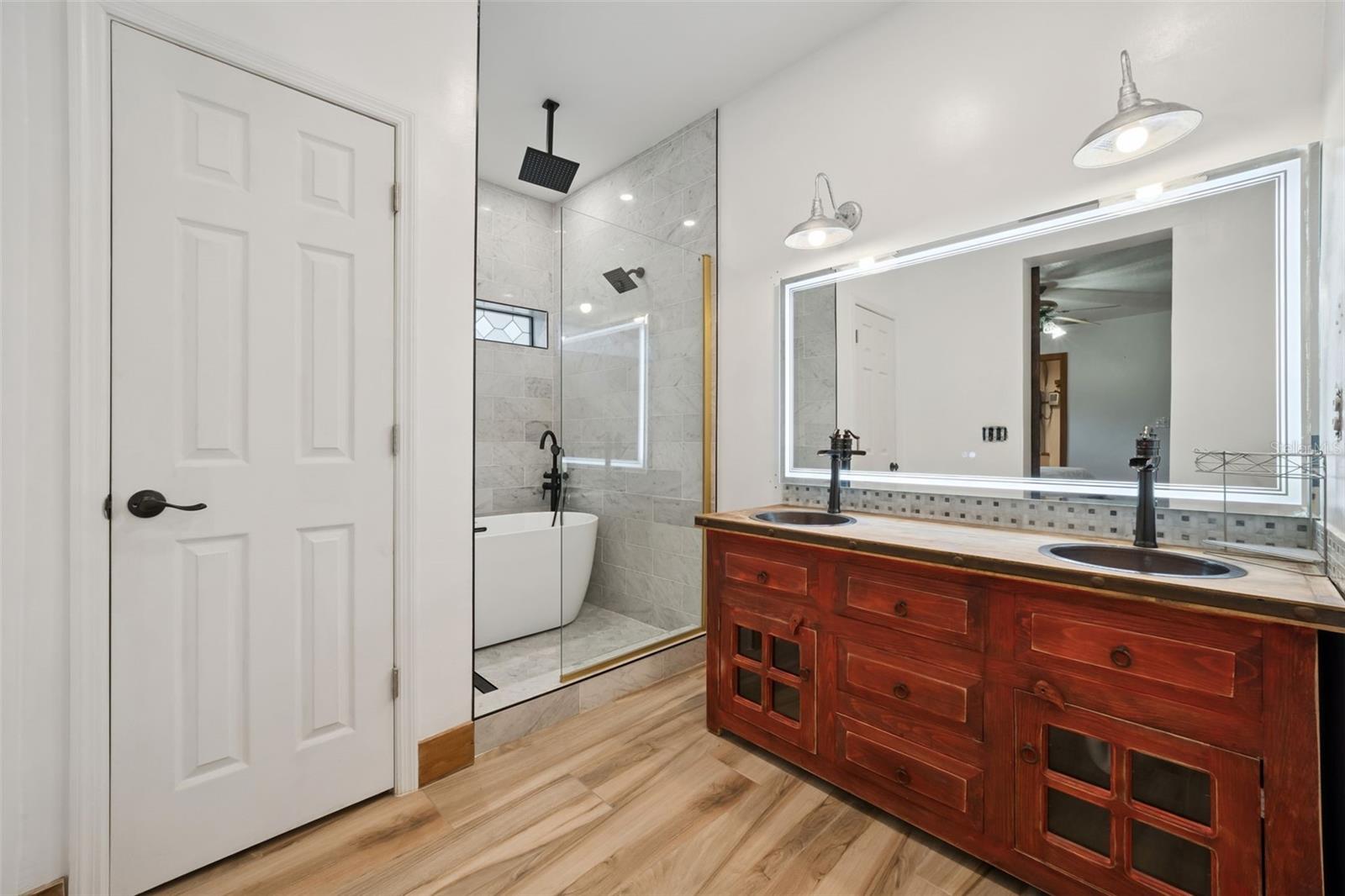 ACREAGE & UNREC - Residential