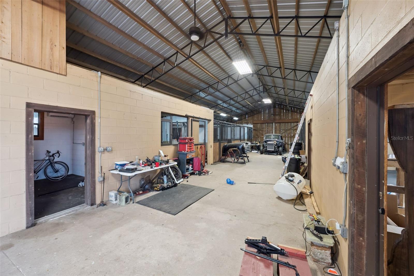 ACREAGE & UNREC - Residential