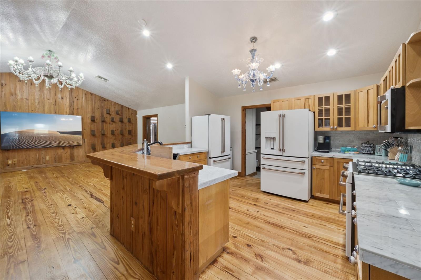 ACREAGE & UNREC - Residential
