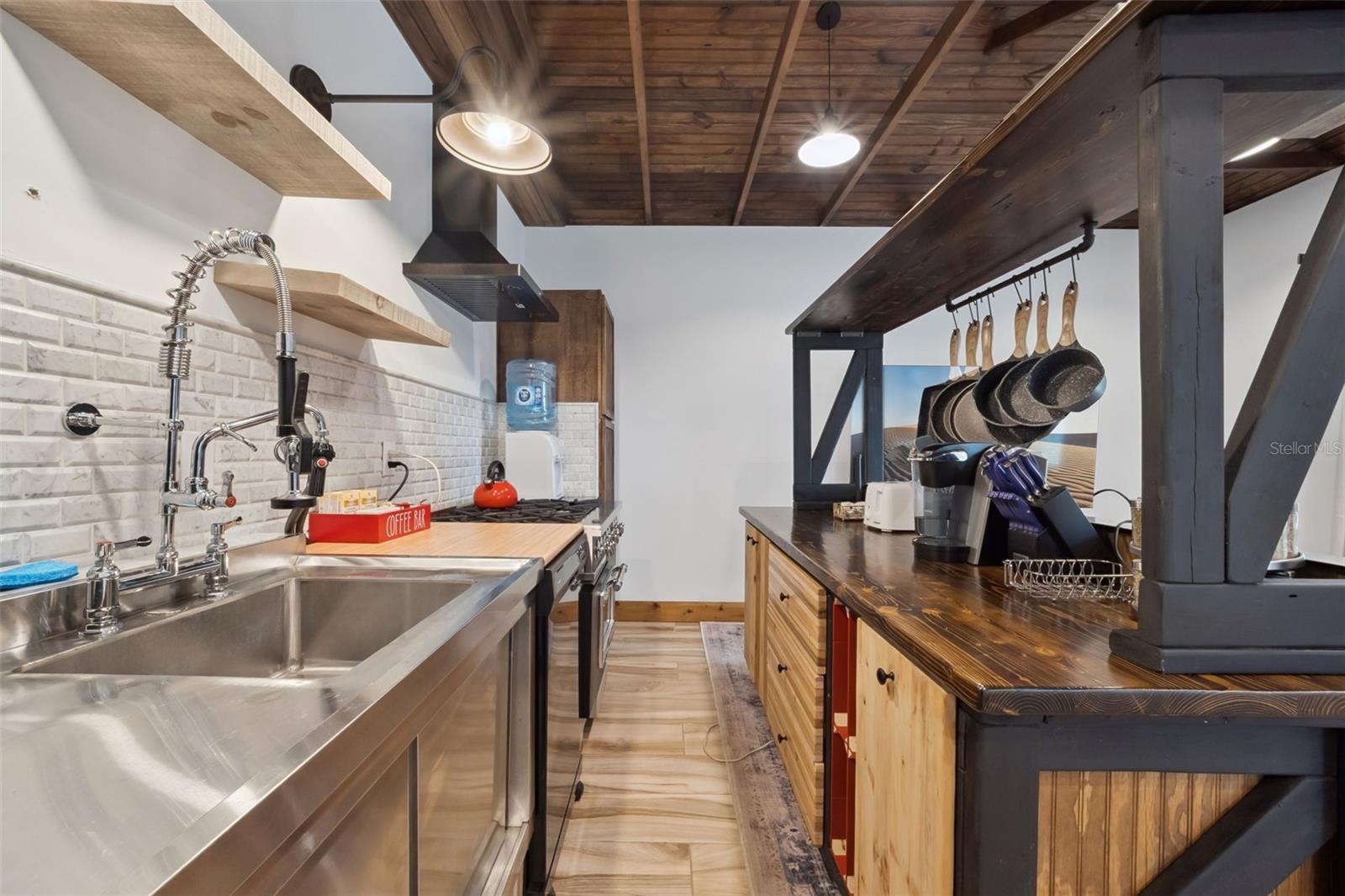 ACREAGE & UNREC - Residential