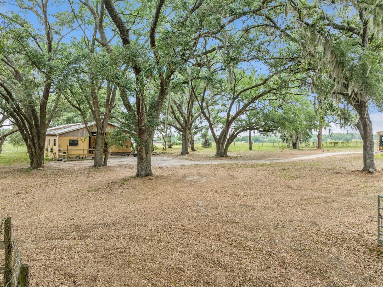 ACREAGE & UNREC - Residential