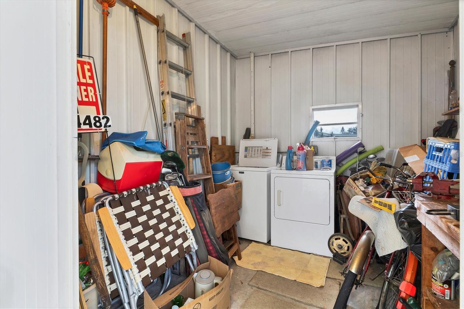 SHADOW BROOK MOBILE HOME - Residential
