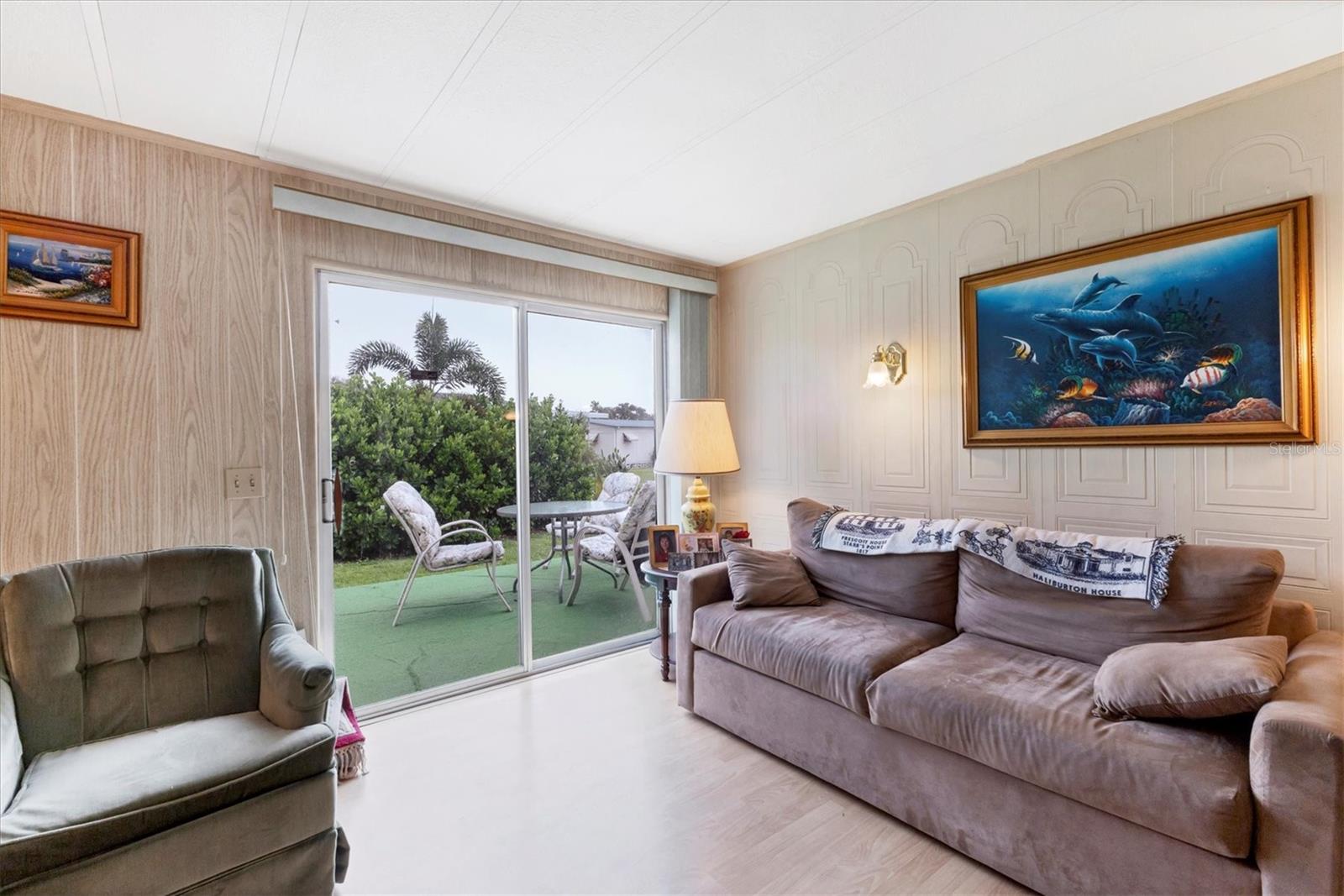 SHADOW BROOK MOBILE HOME - Residential