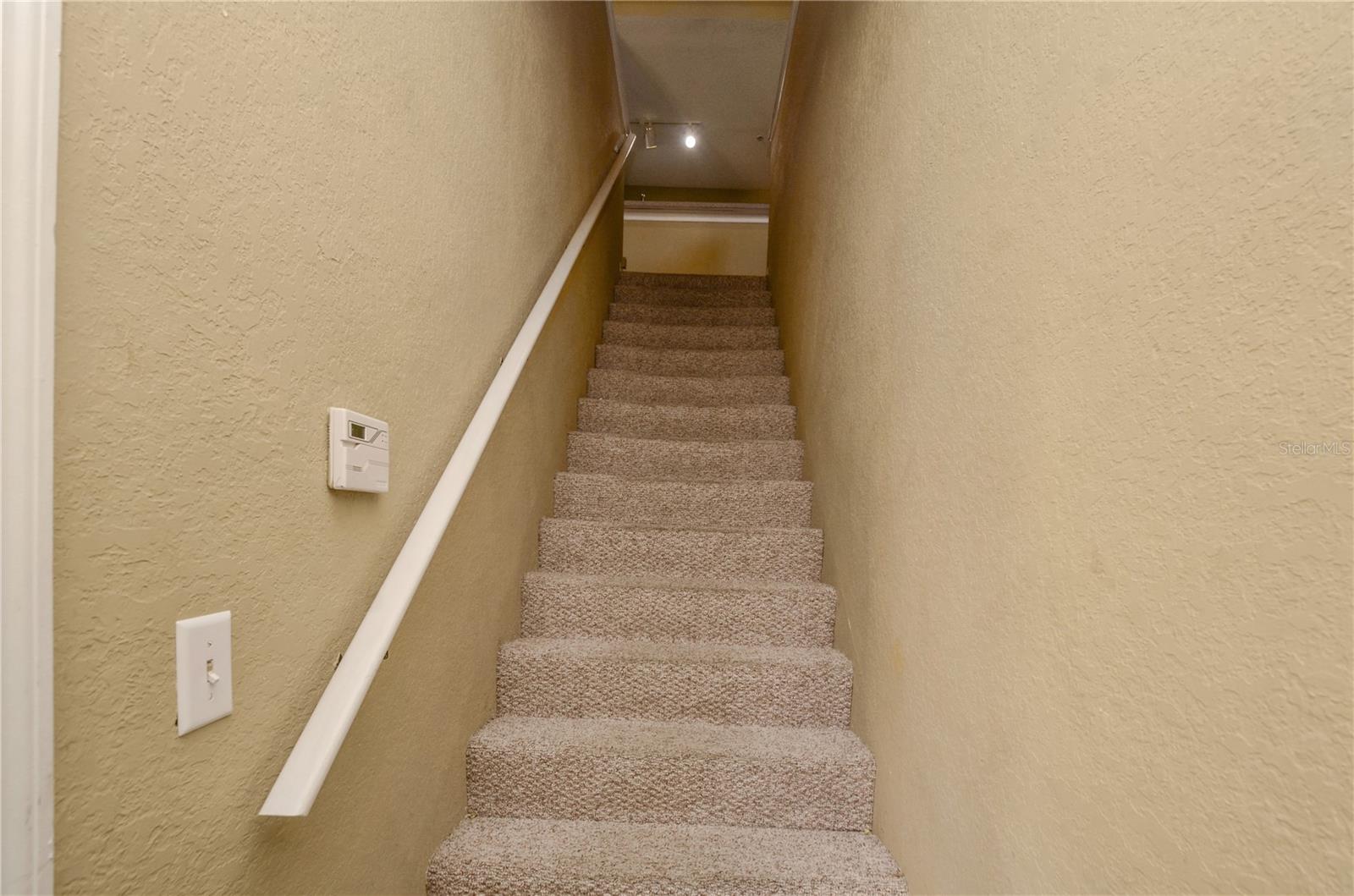 CRESCENT PLACE AT LAKE LOTUS CONDO - Residential