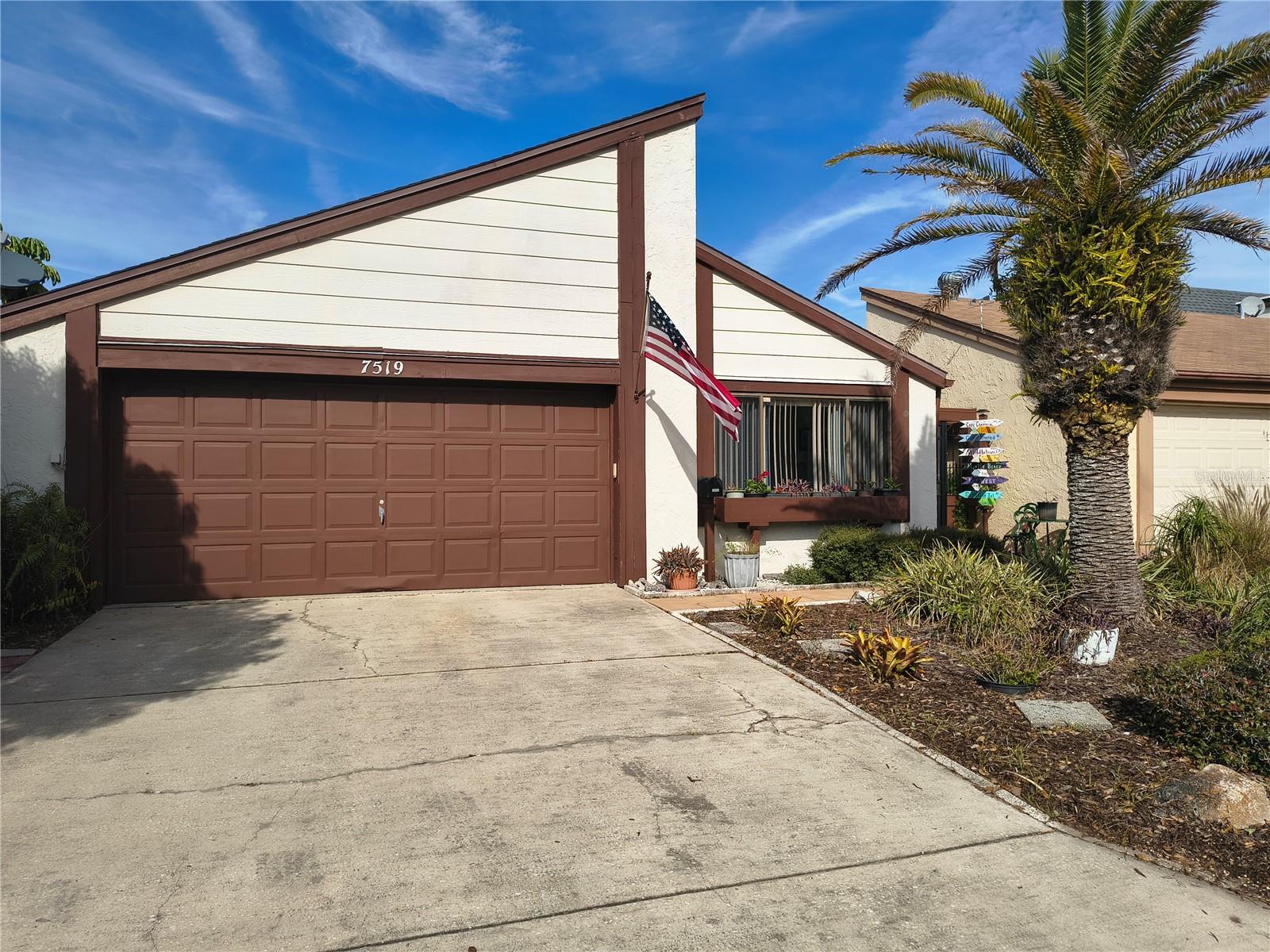 BEACON WOODS VILLAGE - Residential