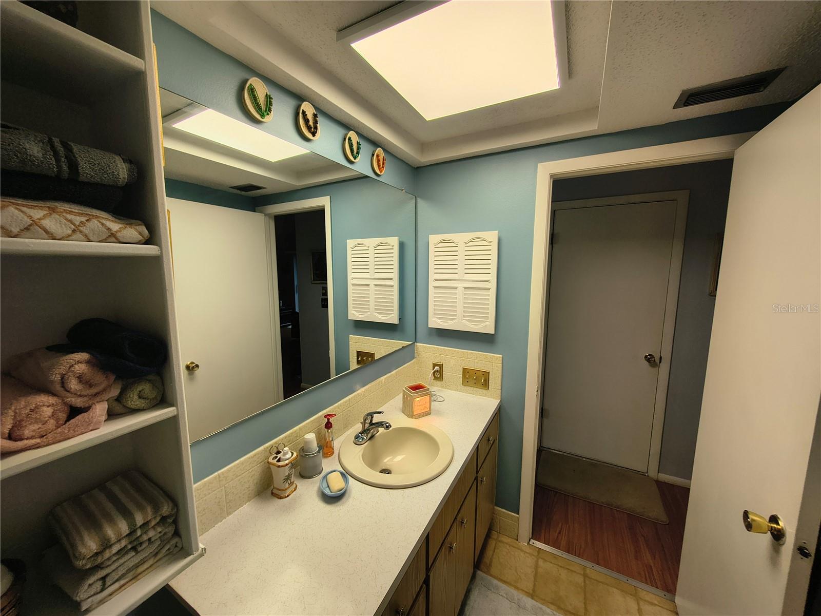 BEACON WOODS VILLAGE - Residential