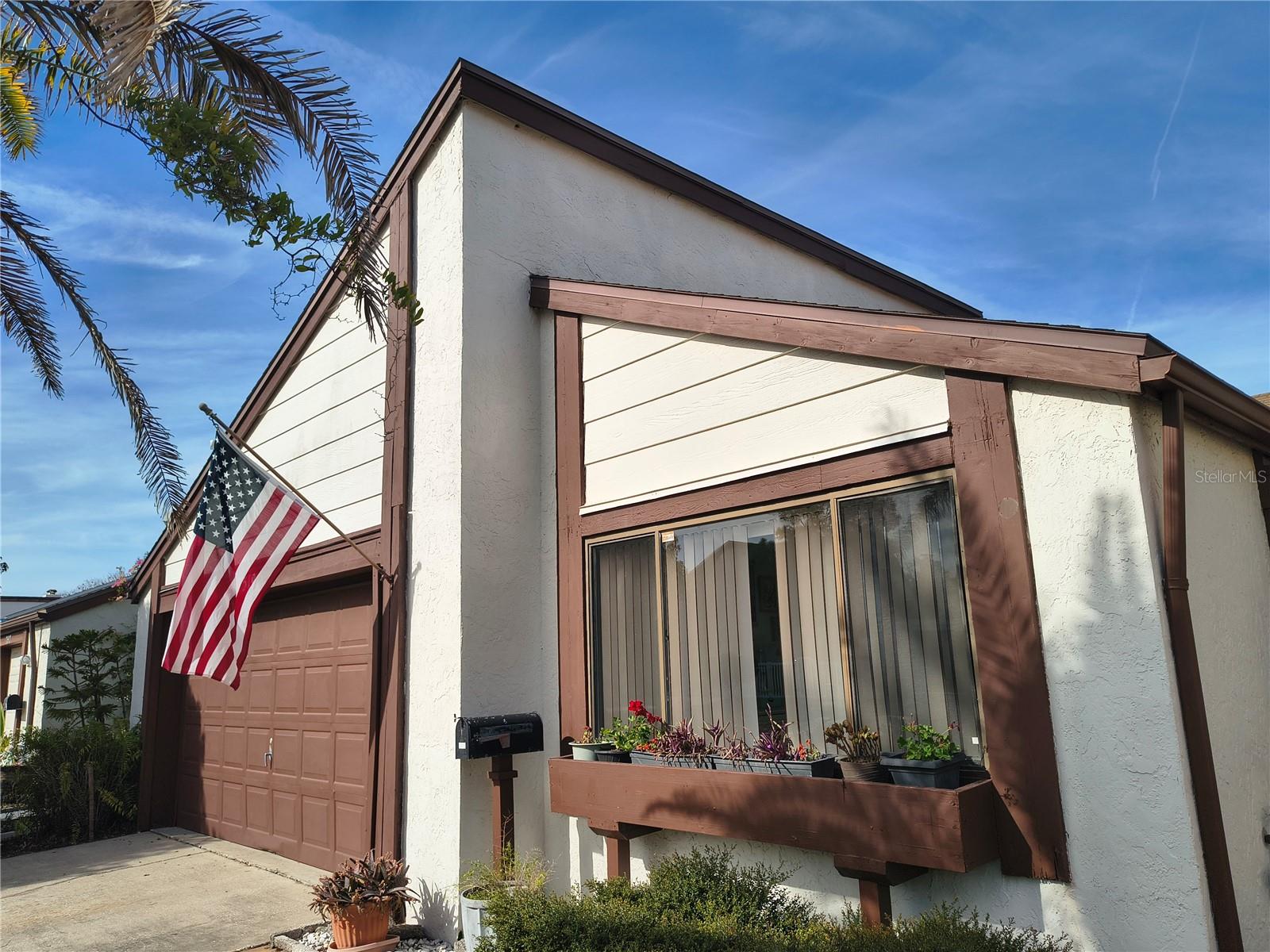 BEACON WOODS VILLAGE - Residential