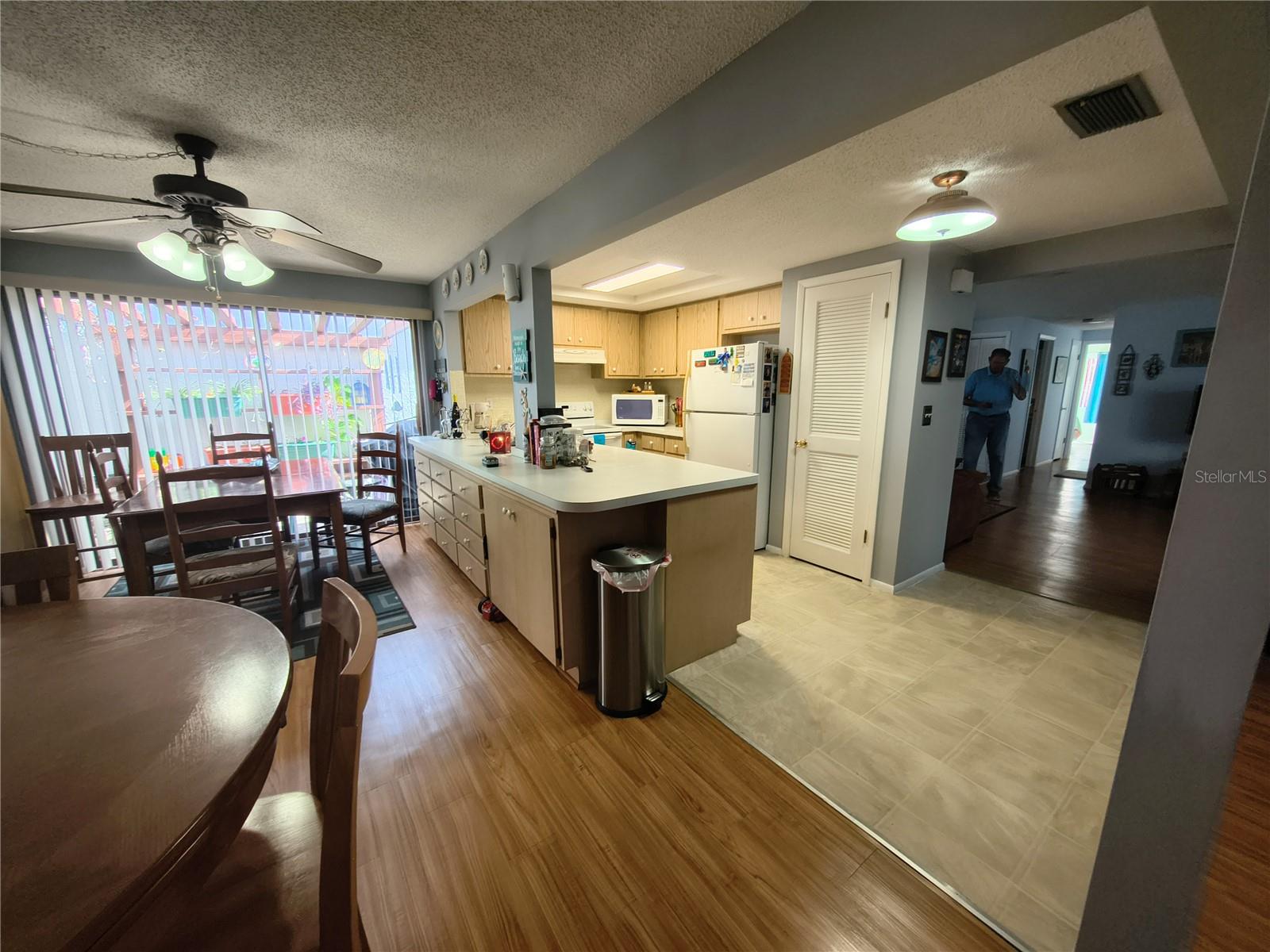 BEACON WOODS VILLAGE - Residential