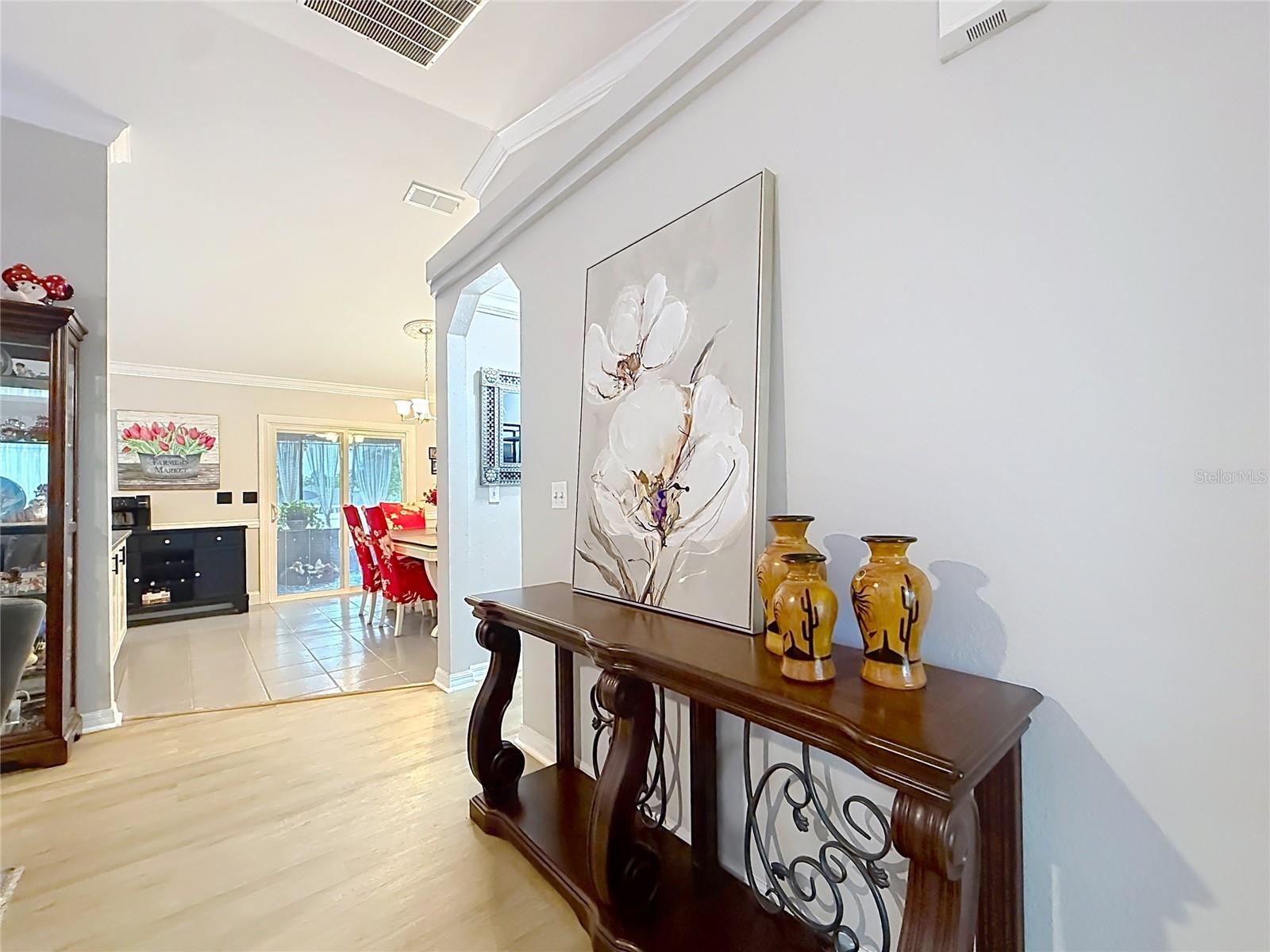 1 REDWOOD RUN COURT