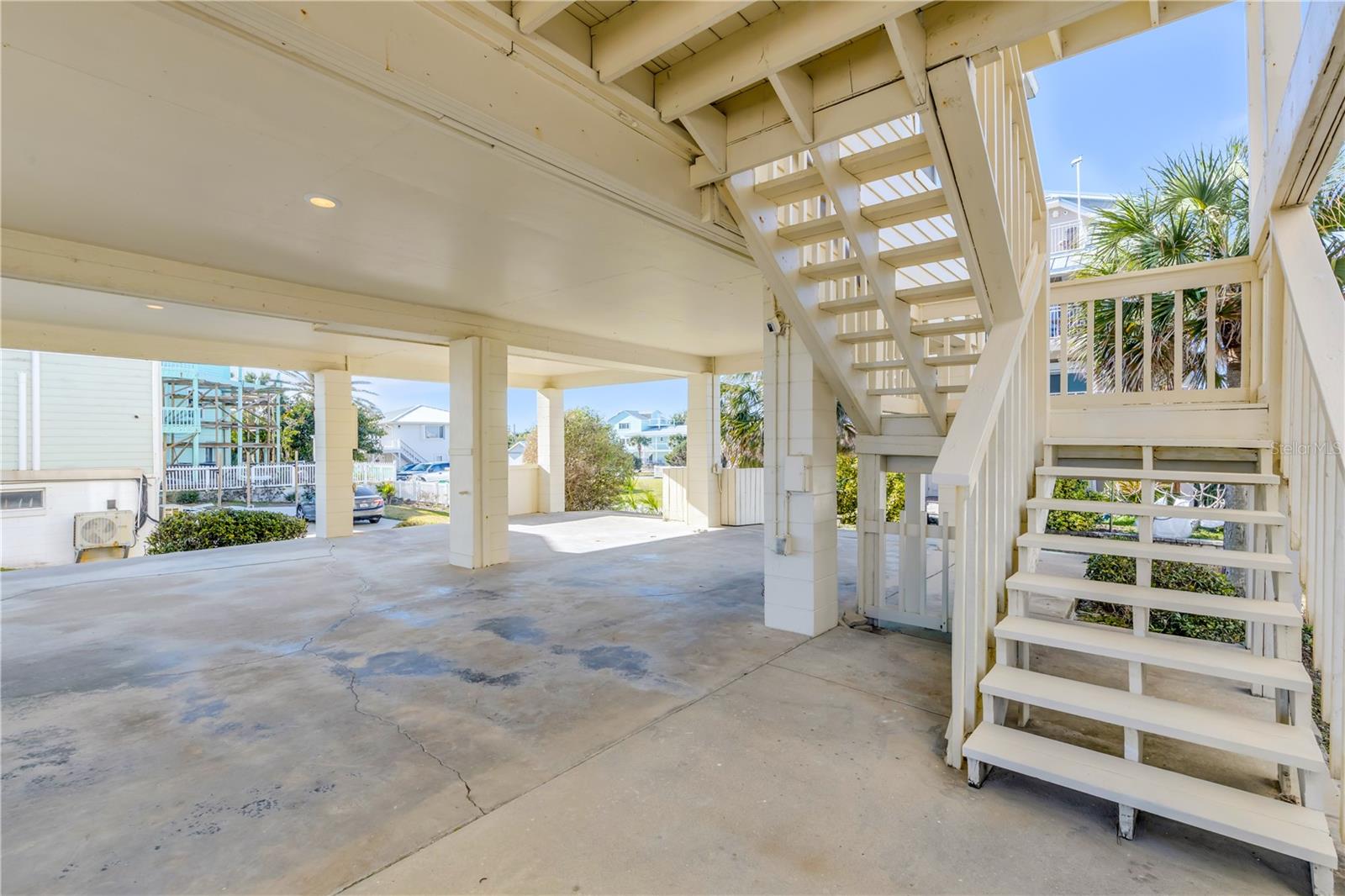 BETHUNE VOLUSIA BEACH - Residential