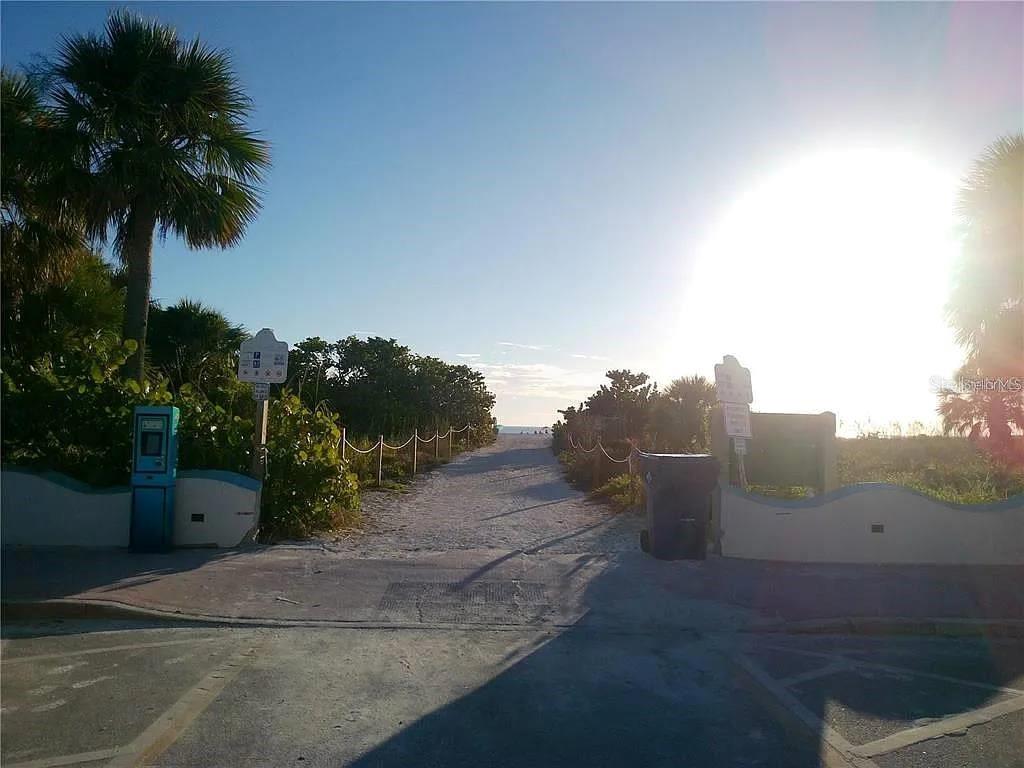 6800 SUNSET WAY 1503