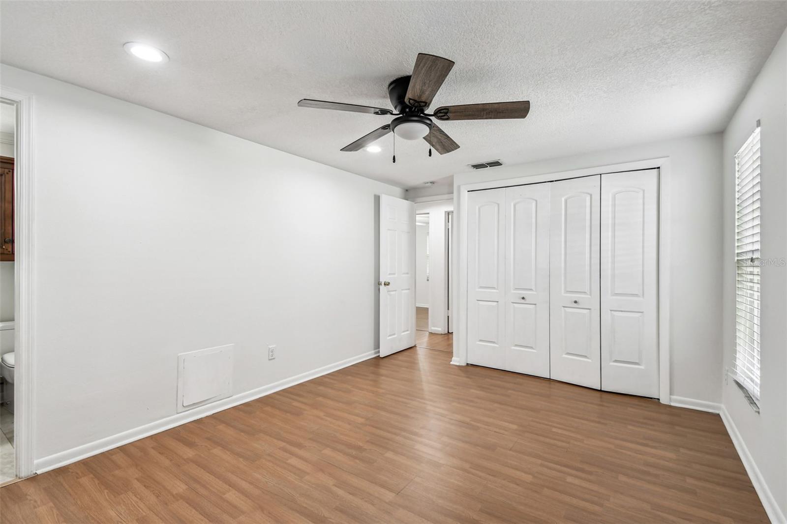 SUGARCREEK SUB UNIT - Commercial Sale