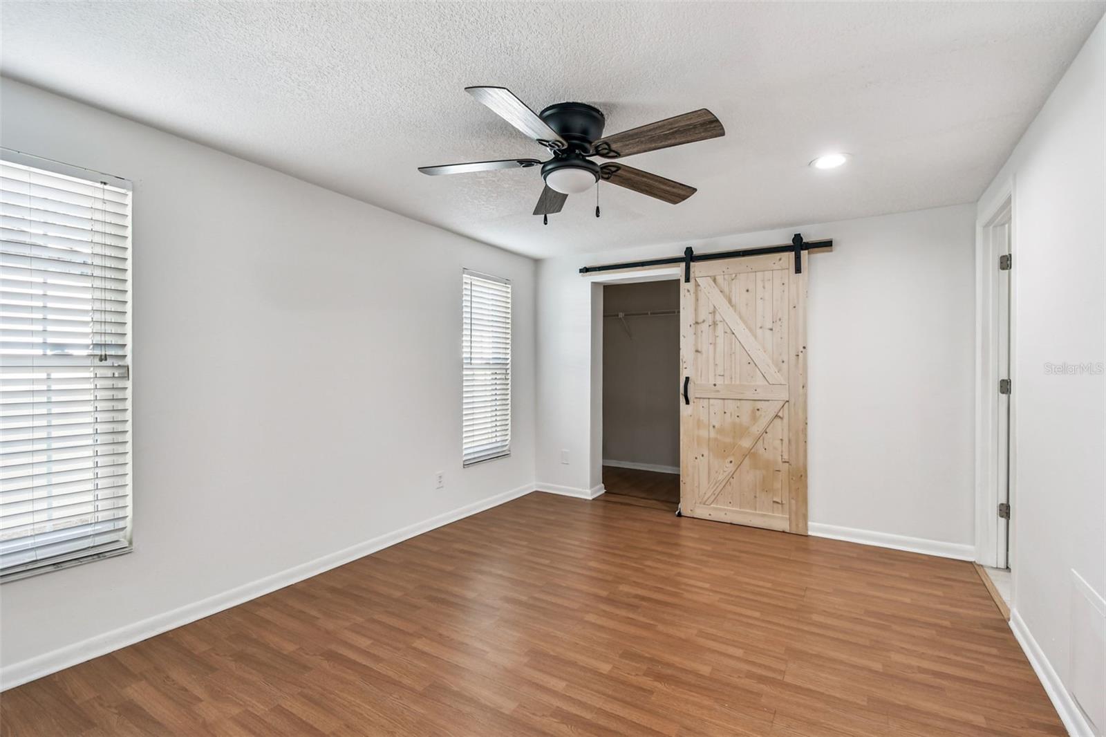 SUGARCREEK SUB UNIT - Commercial Sale