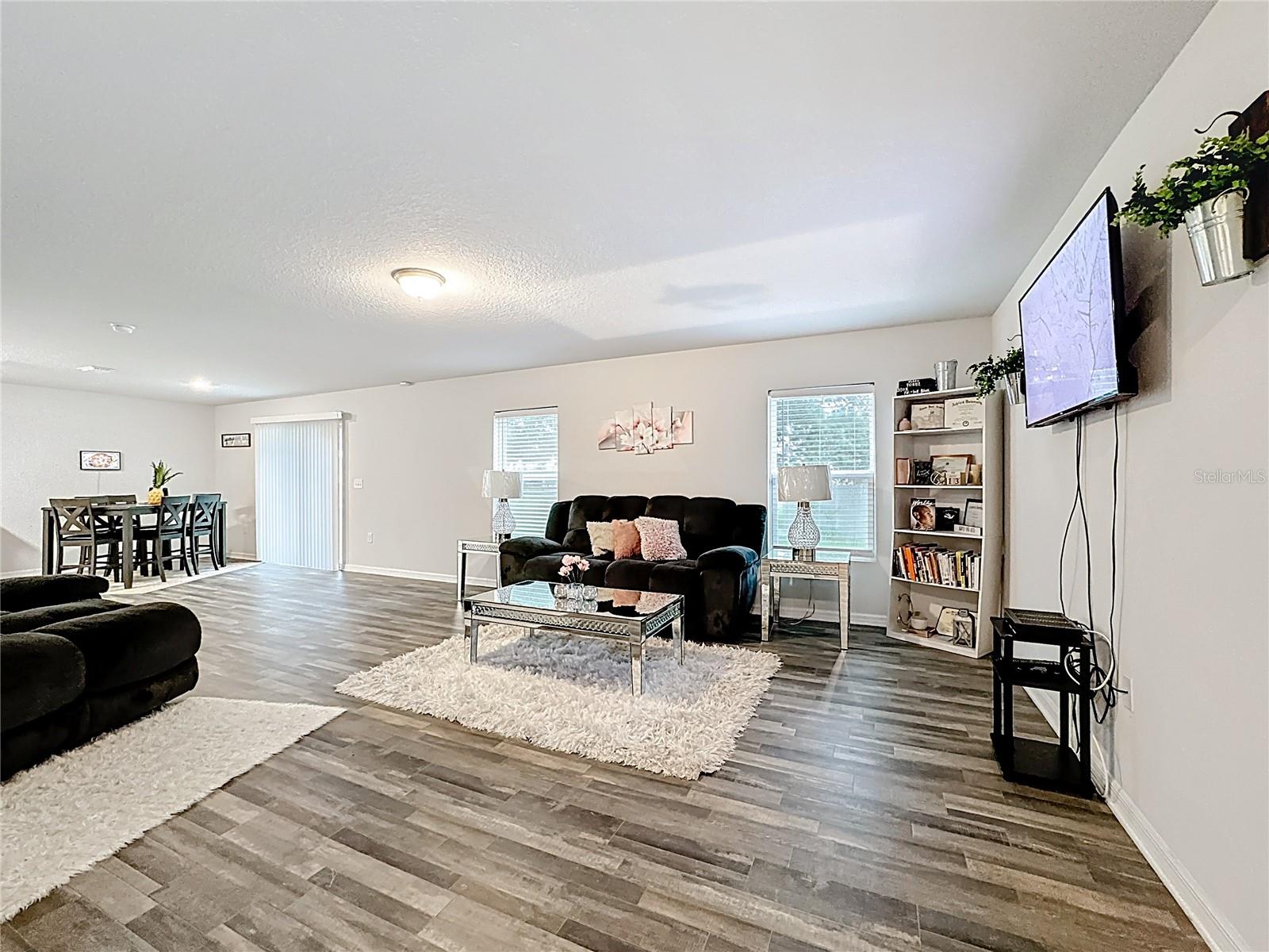 477 CARDINAL COURT