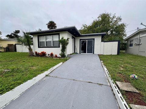 1122 LEWIS DRIVE DAYTONA BEACH FL 32117