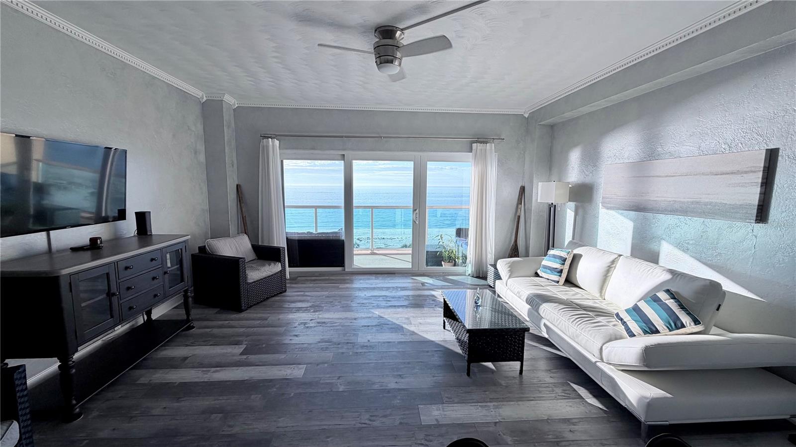 880 MANDALAY AVENUE C501