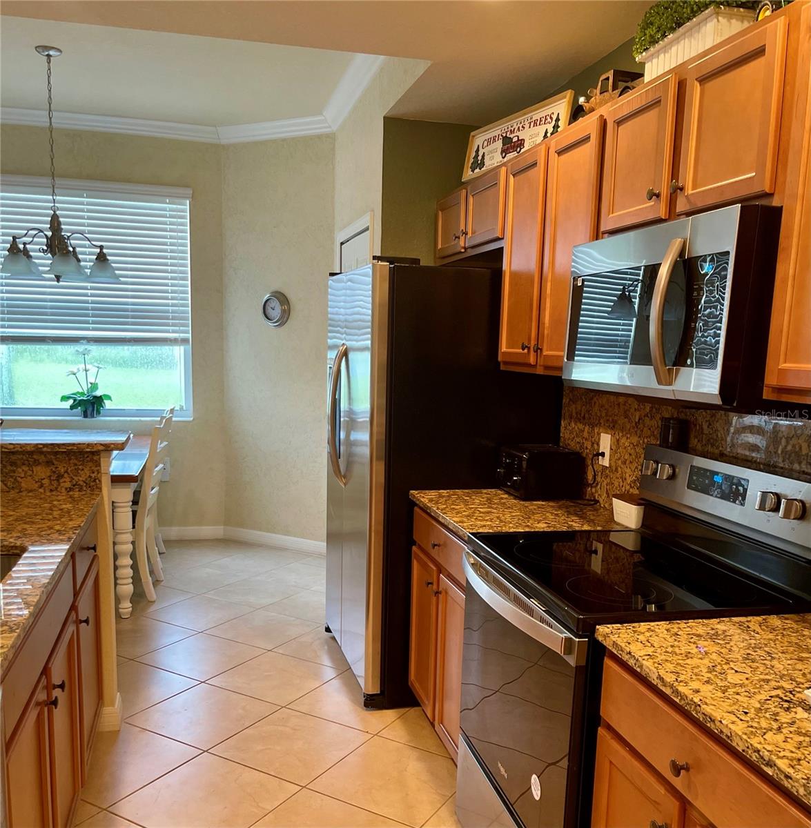 RIVER STRAND GRAND ESTUARY VI AT RIVER STRAND PH 2 - Residential Lease