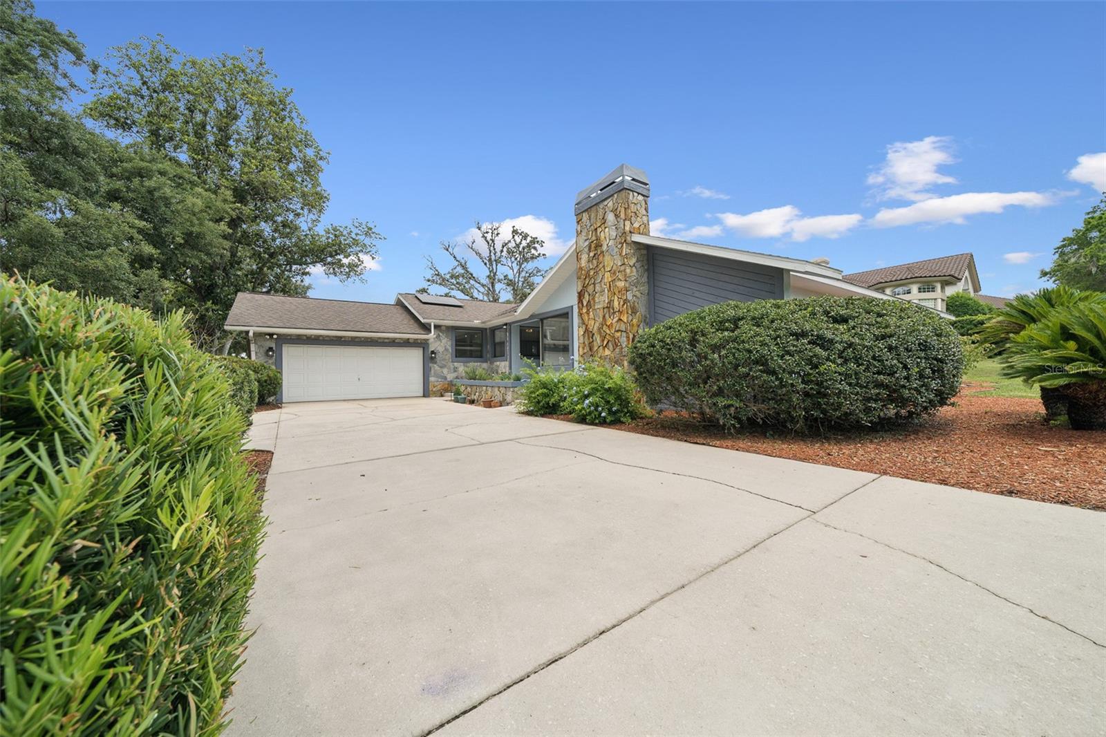 451 E IRELAND COURT