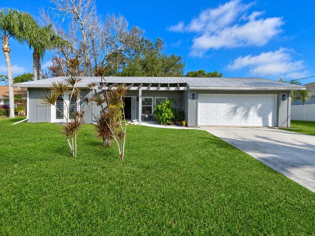 Photo of 101 Sea Street, New Smyrna Beach, FL 32168 (MLS # NS1089062)