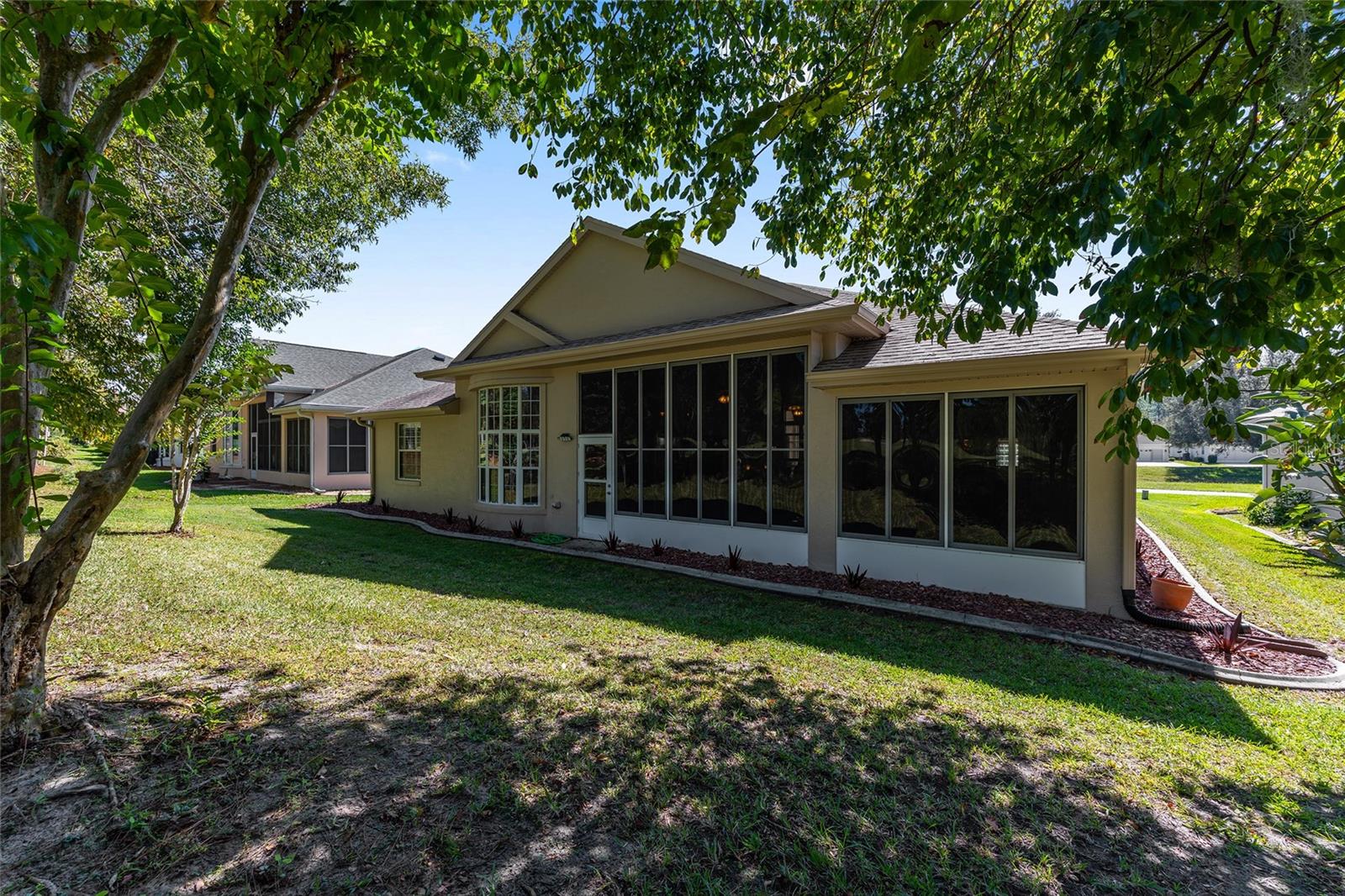 OAK RUN LAUREL OAKS - Residential