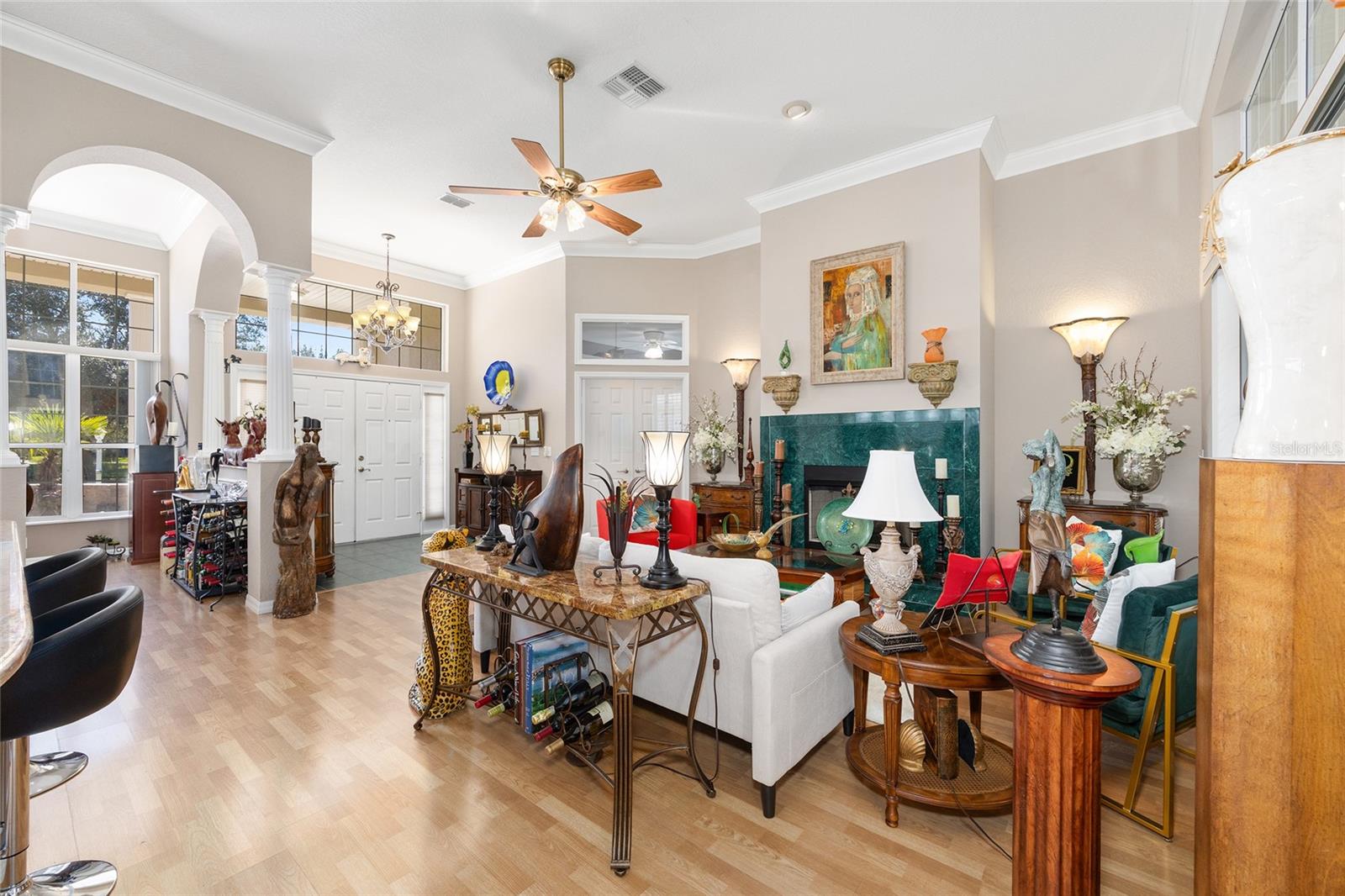 OAK RUN LAUREL OAKS - Residential