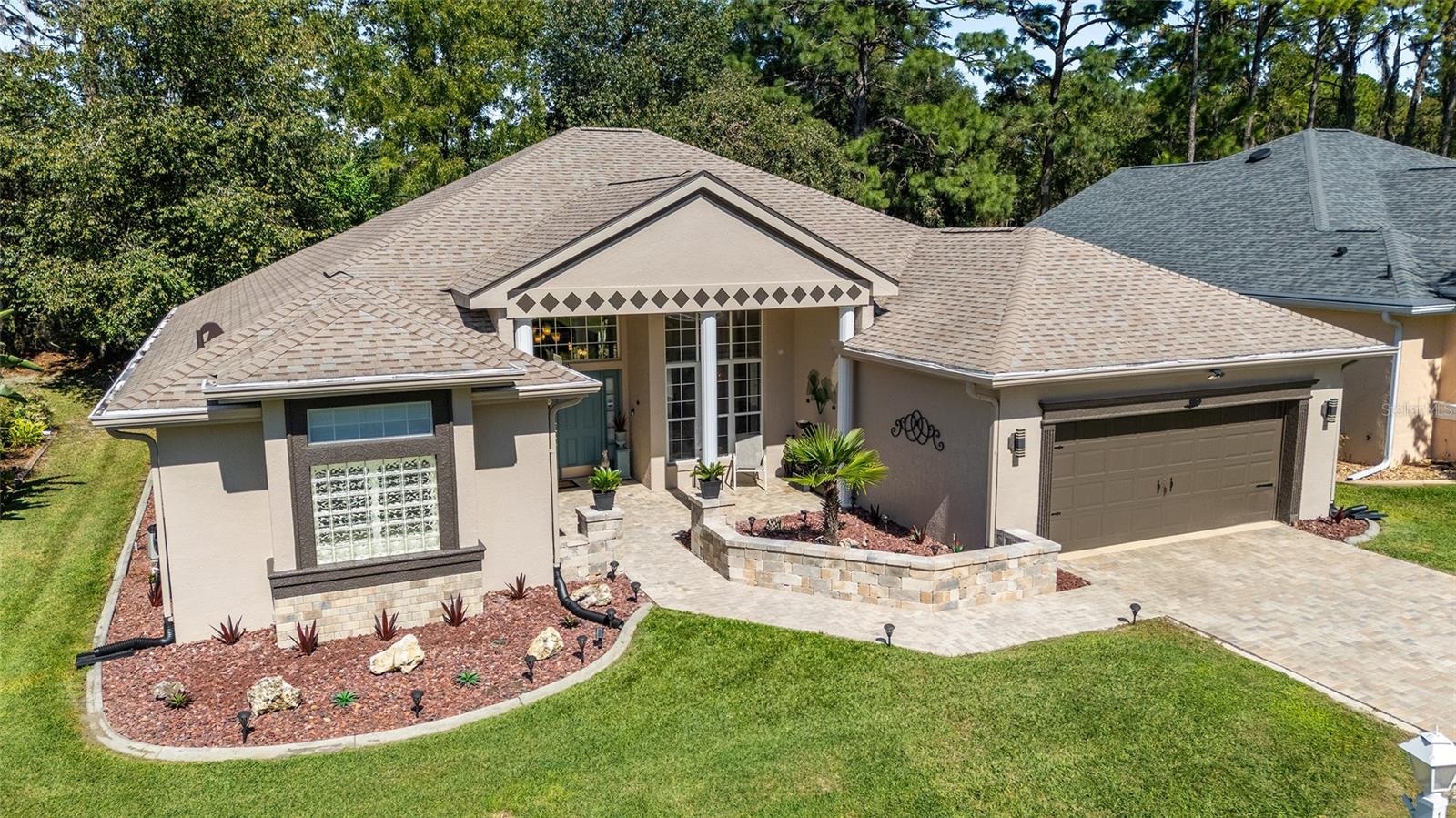 OAK RUN LAUREL OAKS - Residential
