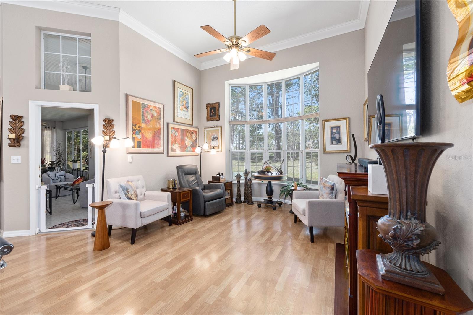 OAK RUN LAUREL OAKS - Residential
