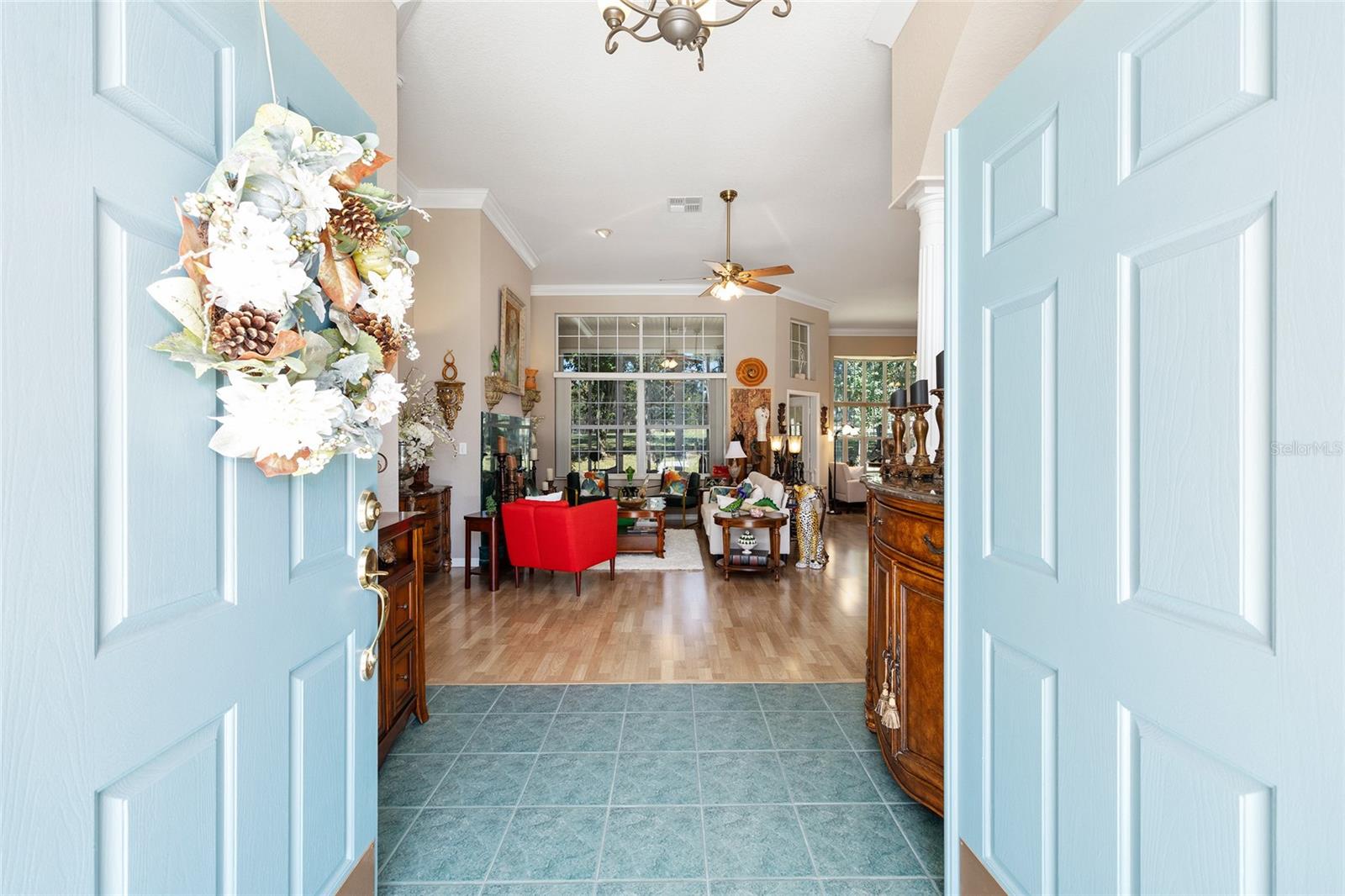 OAK RUN LAUREL OAKS - Residential