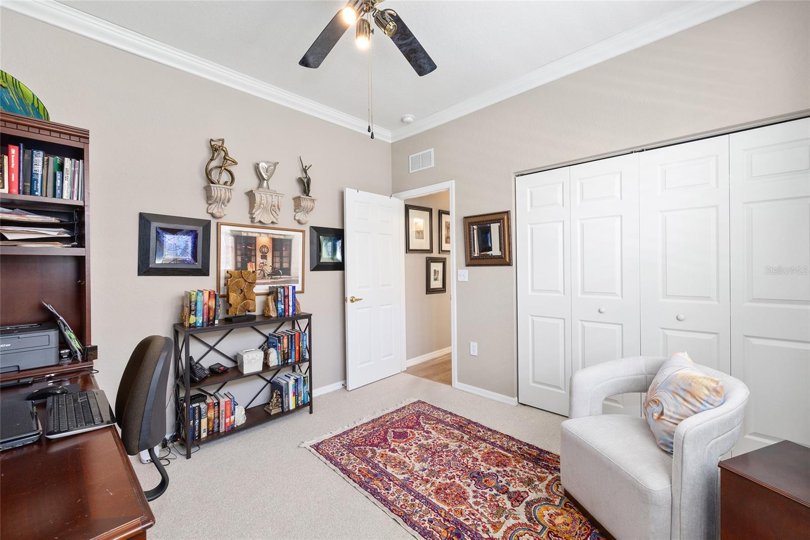 OAK RUN LAUREL OAKS - Residential