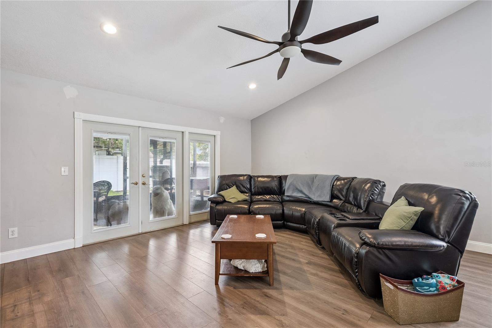 1009 MCCULLY COURT