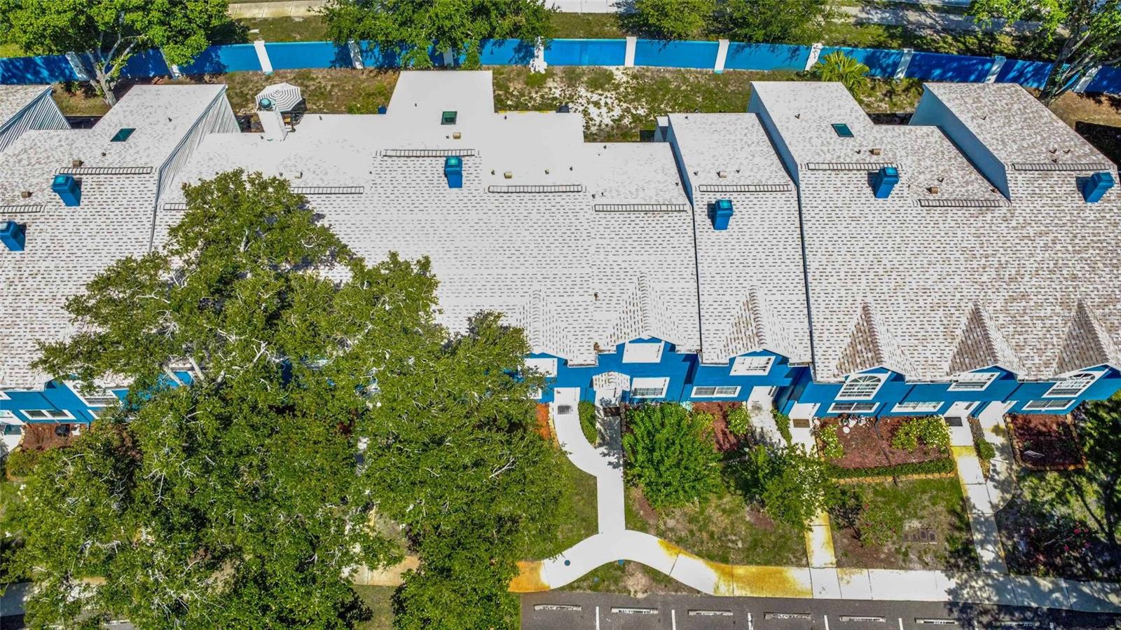 FOX CHASE TWNHMS - Residential