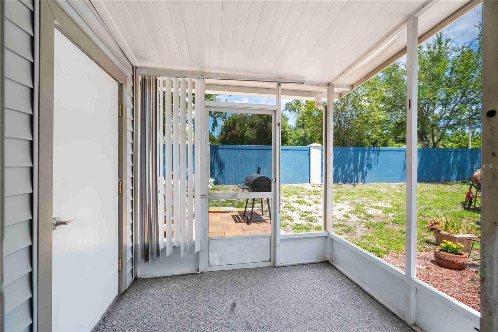 FOX CHASE TWNHMS - Residential