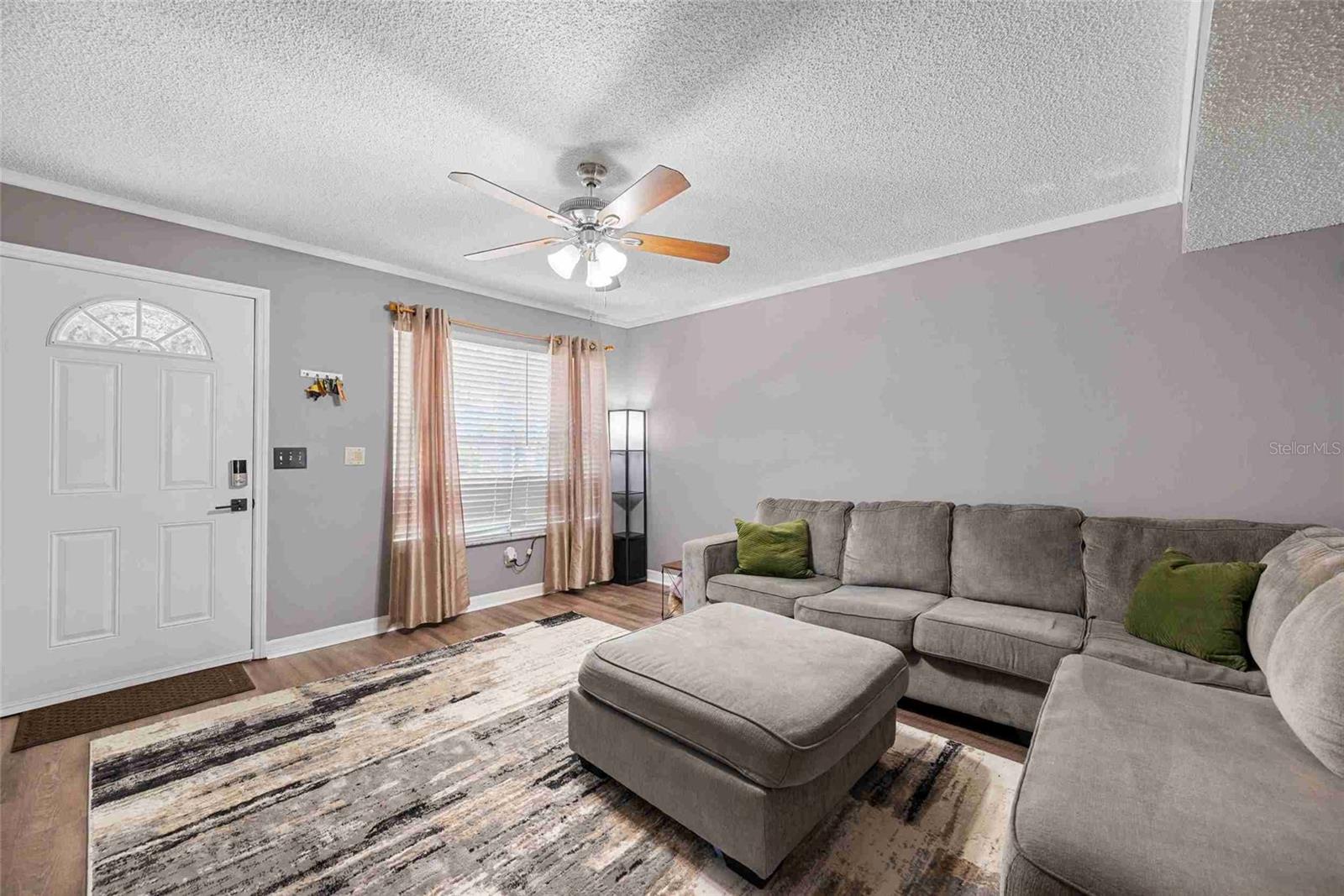 FOX CHASE TWNHMS - Residential