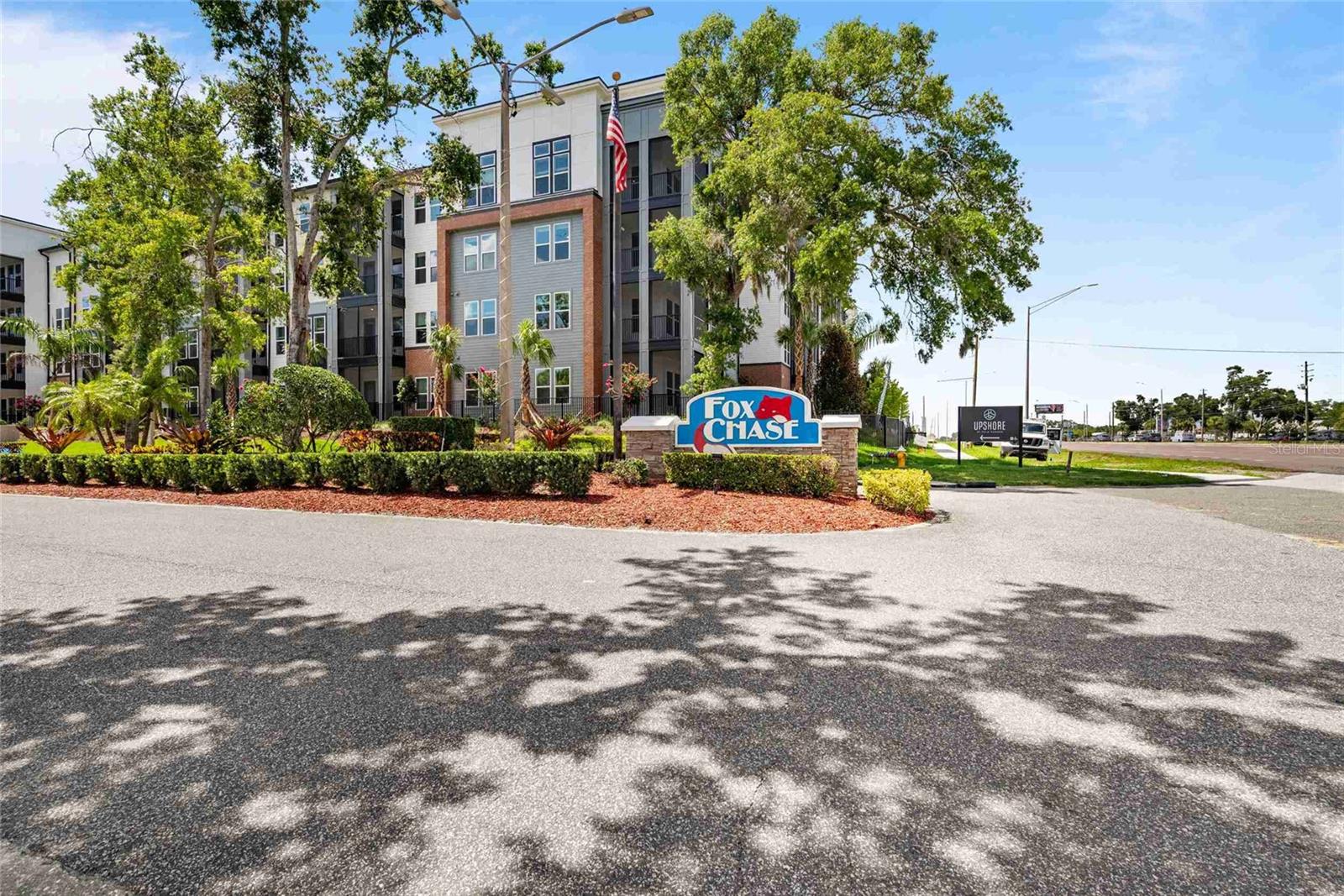 FOX CHASE TWNHMS - Residential