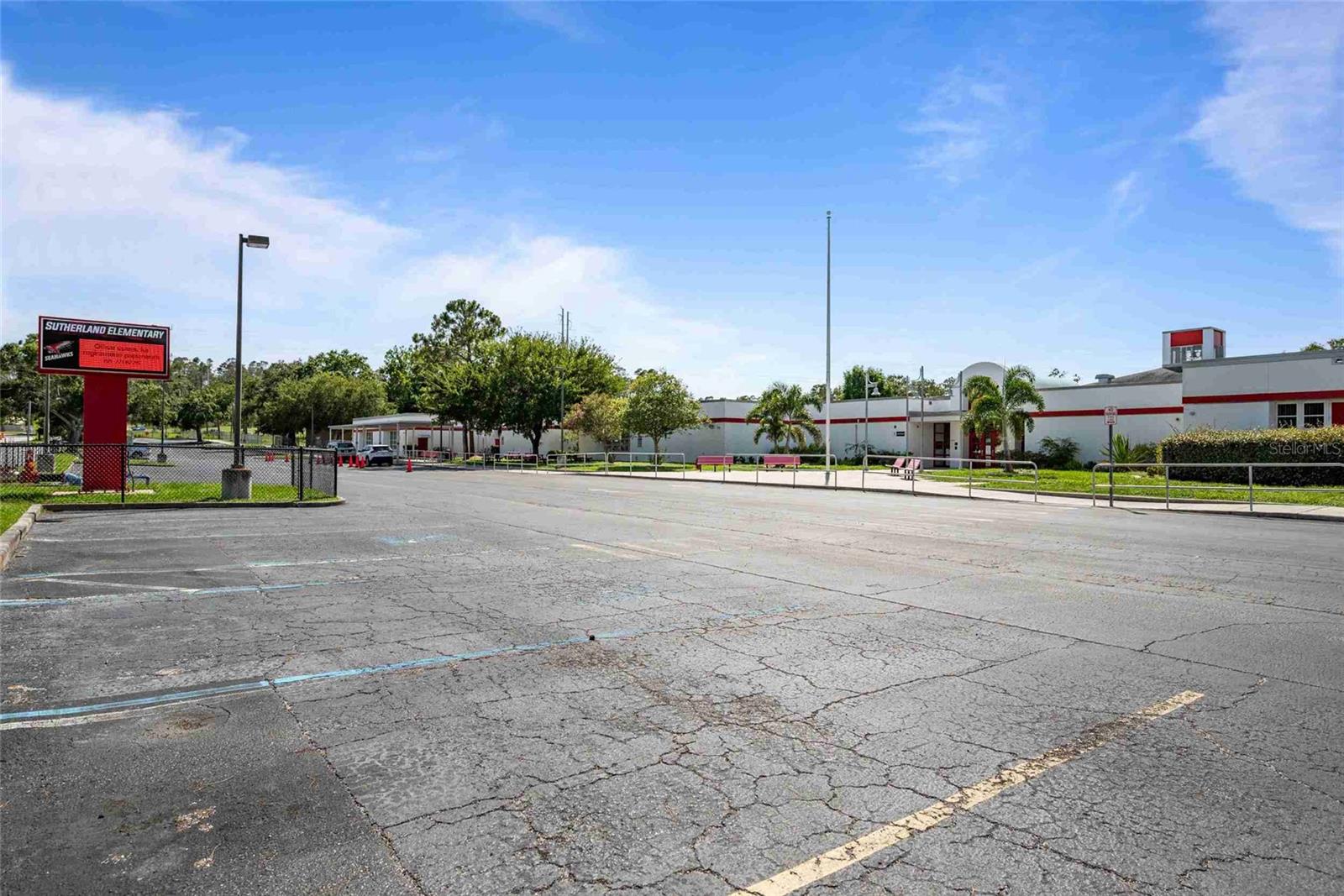 FOX CHASE TWNHMS - Residential