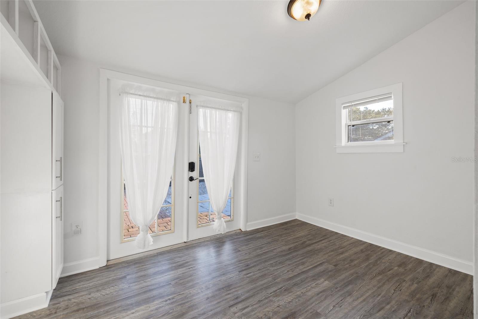 RUSSELL PARK - Residential Income