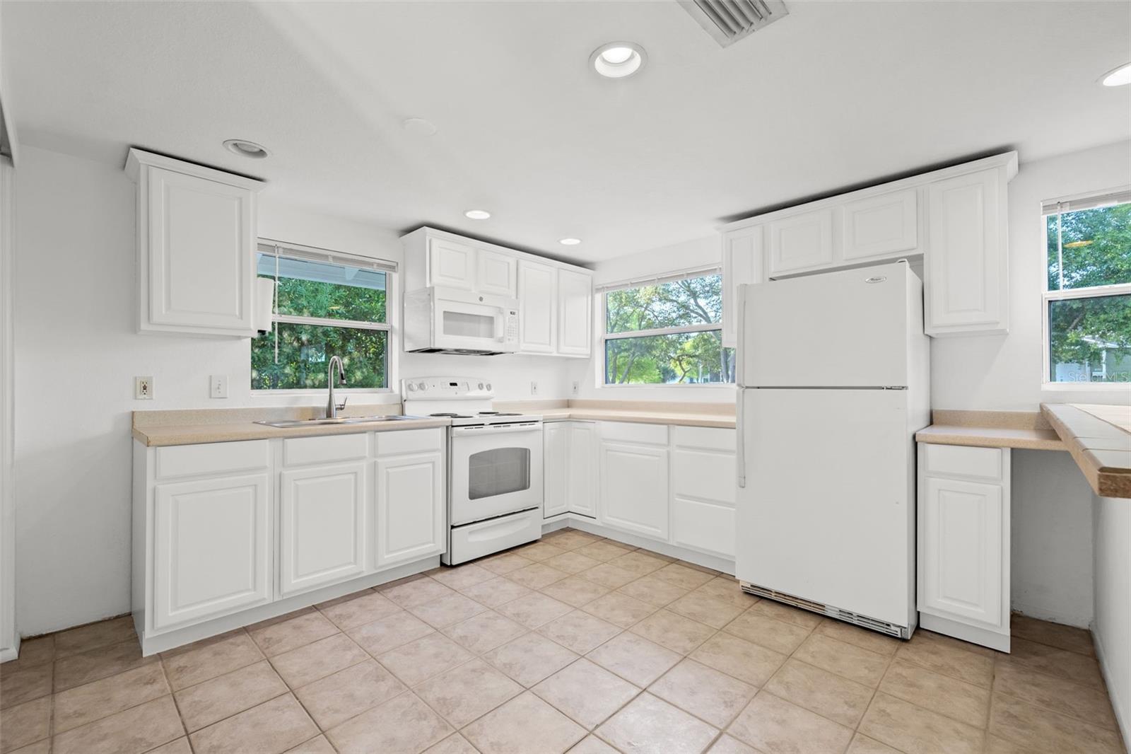 RUSSELL PARK - Residential Income