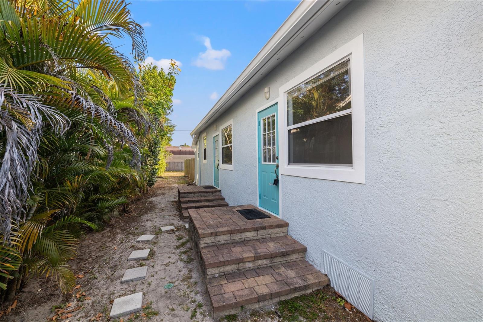 RUSSELL PARK - Residential Income