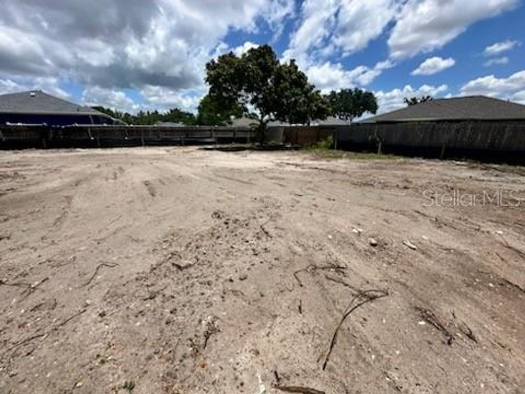 Photo of 5013 22nd Court E, Bradenton, FL 34203 (MLS # O6309567)