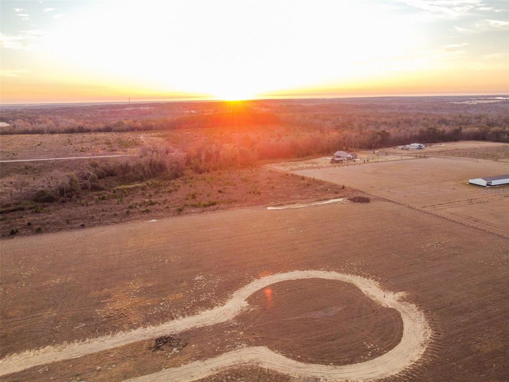 Photo of Royal Sky (lot 10) Court, Brooksville, FL 34602 (MLS # TB8473350)