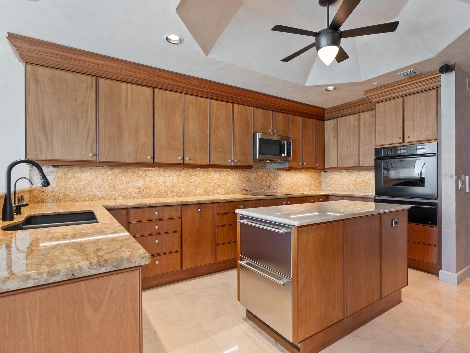 REGENT PLACE PH 1 - Residential